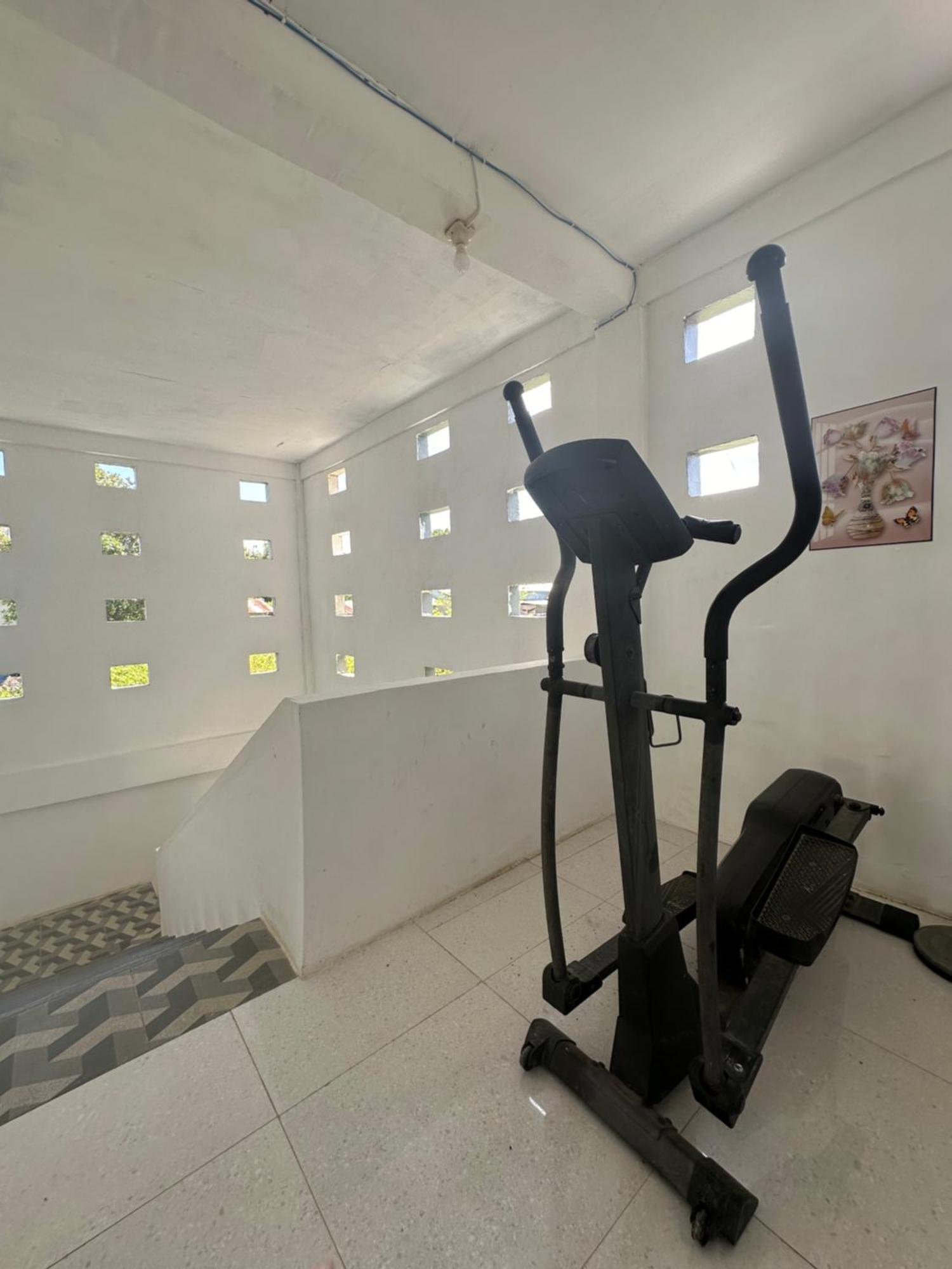 D'Flora Homestay Labuan Bajo Eksteriør bilde