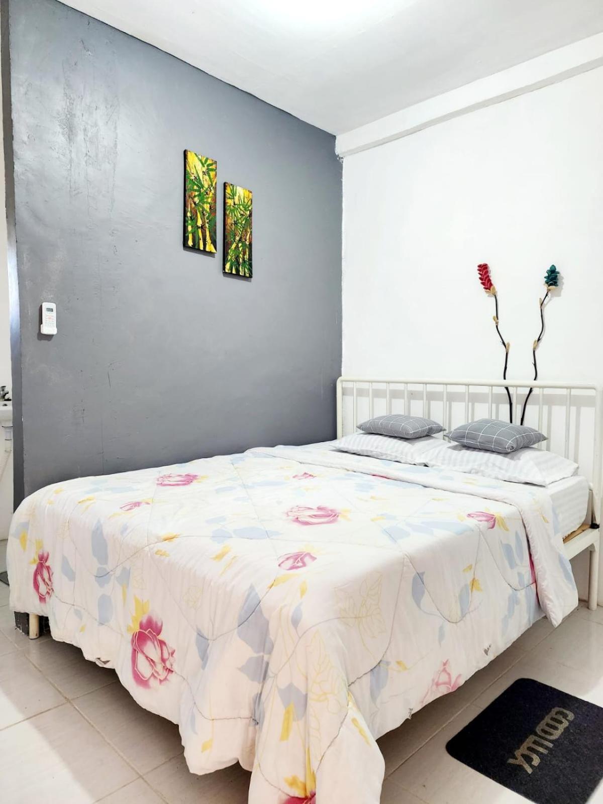 D'Flora Homestay Labuan Bajo Eksteriør bilde