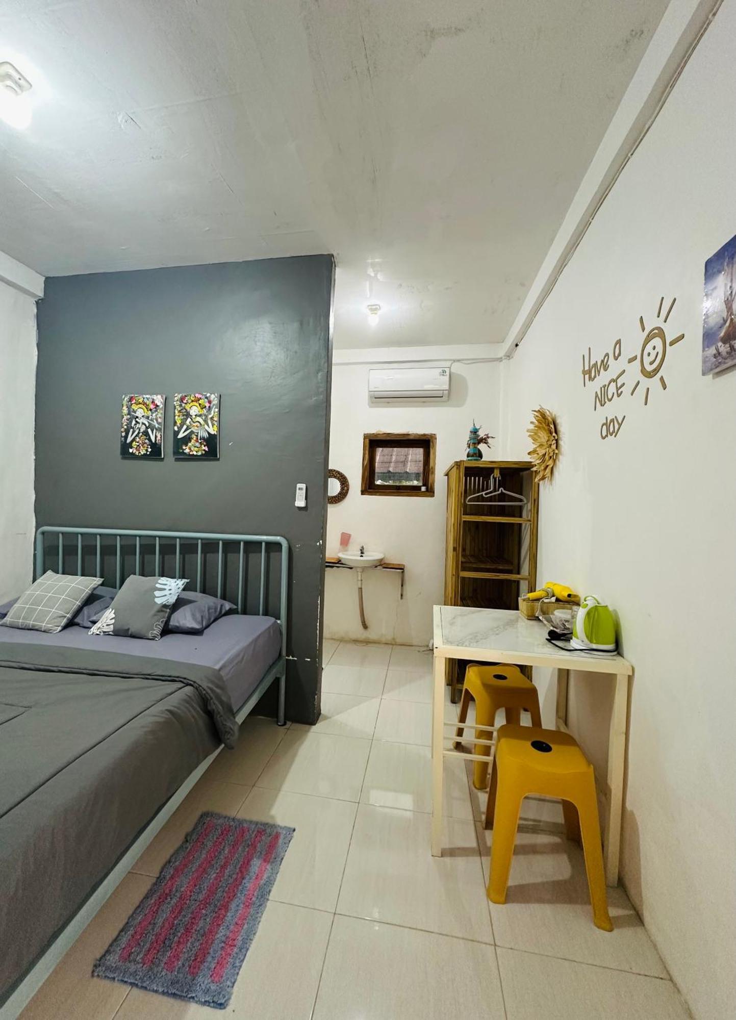 D'Flora Homestay Labuan Bajo Eksteriør bilde