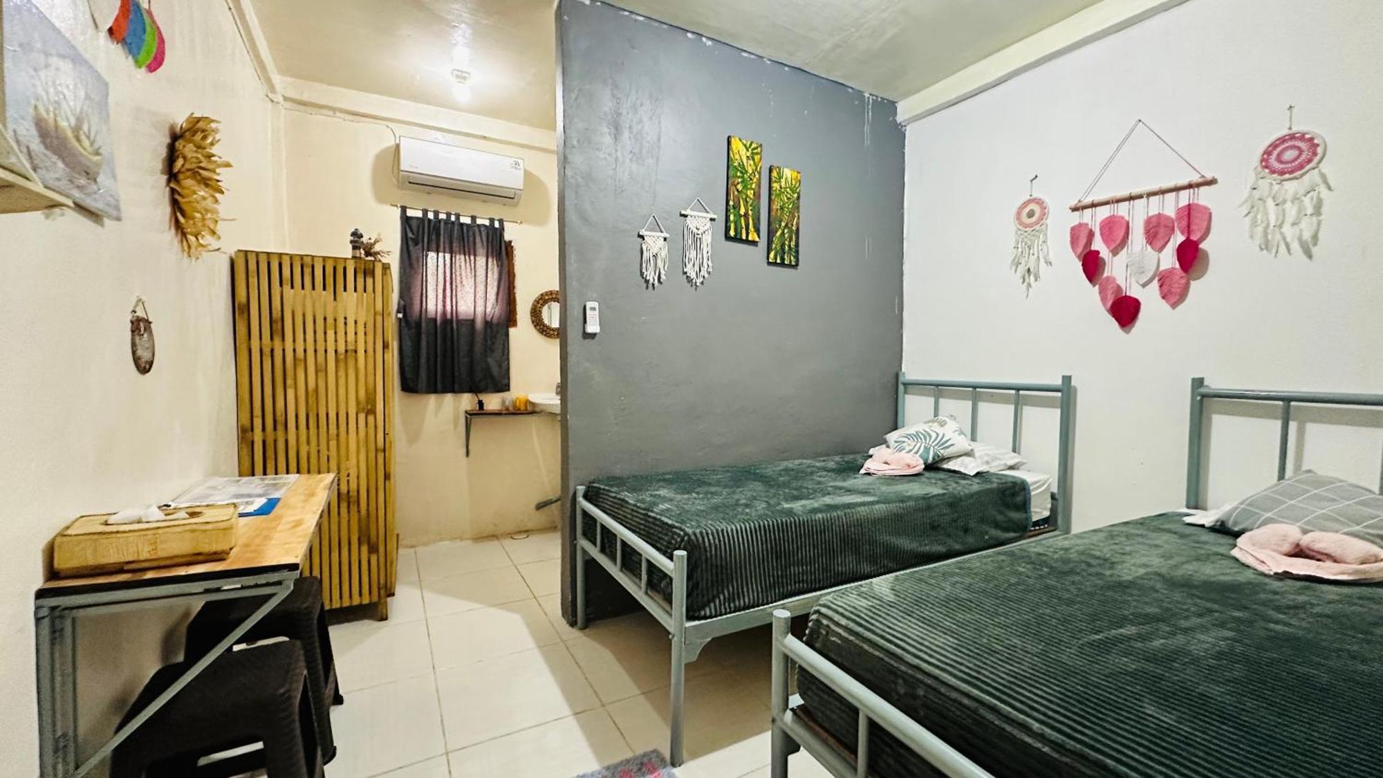 D'Flora Homestay Labuan Bajo Eksteriør bilde